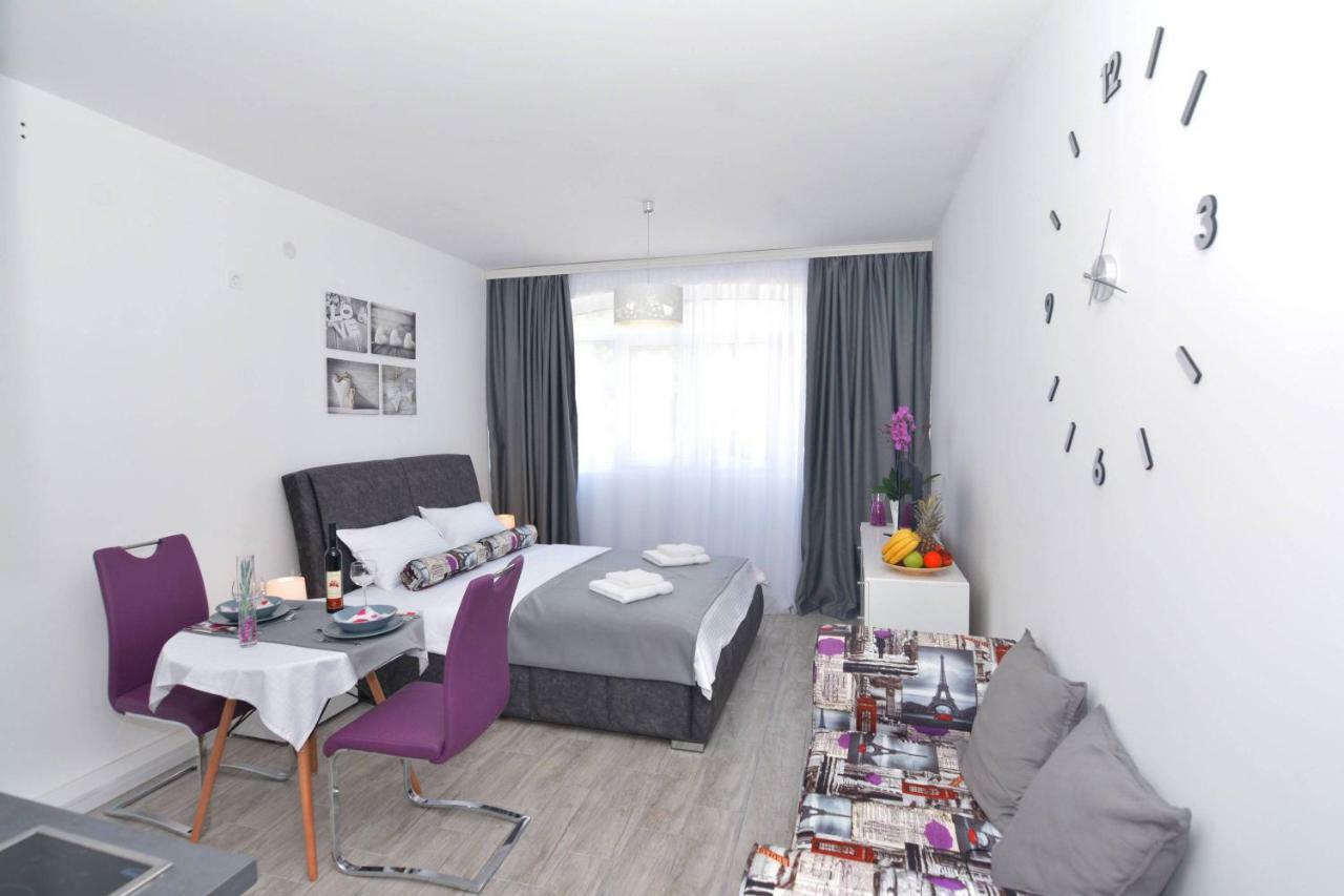 Small Oasis Apartment Tivat Exterior foto