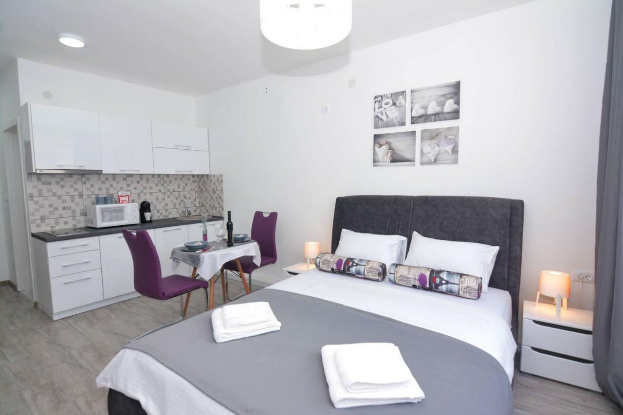Small Oasis Apartment Tivat Exterior foto
